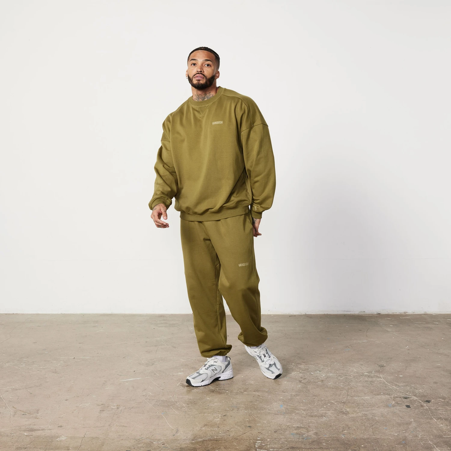 Vanquish Essential Olive Green Oversized Sweatshirt 4 Vanquish Essential Olive Green Oversized Sweatshirt - Image 2