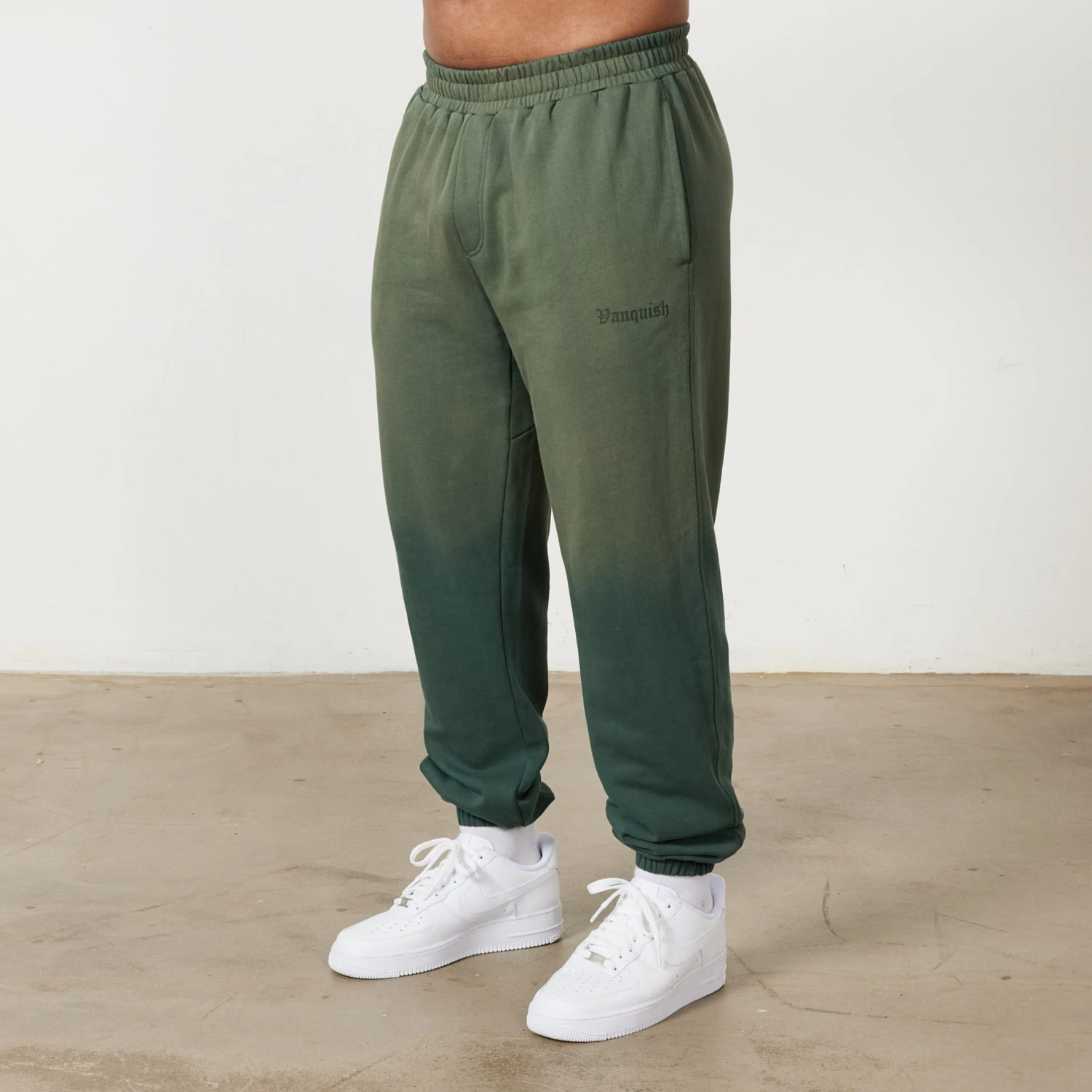 Vanquish Sun-faded Green Oversized Sweatpants 3 Vanquish Sun-faded Green Oversized Sweatpants