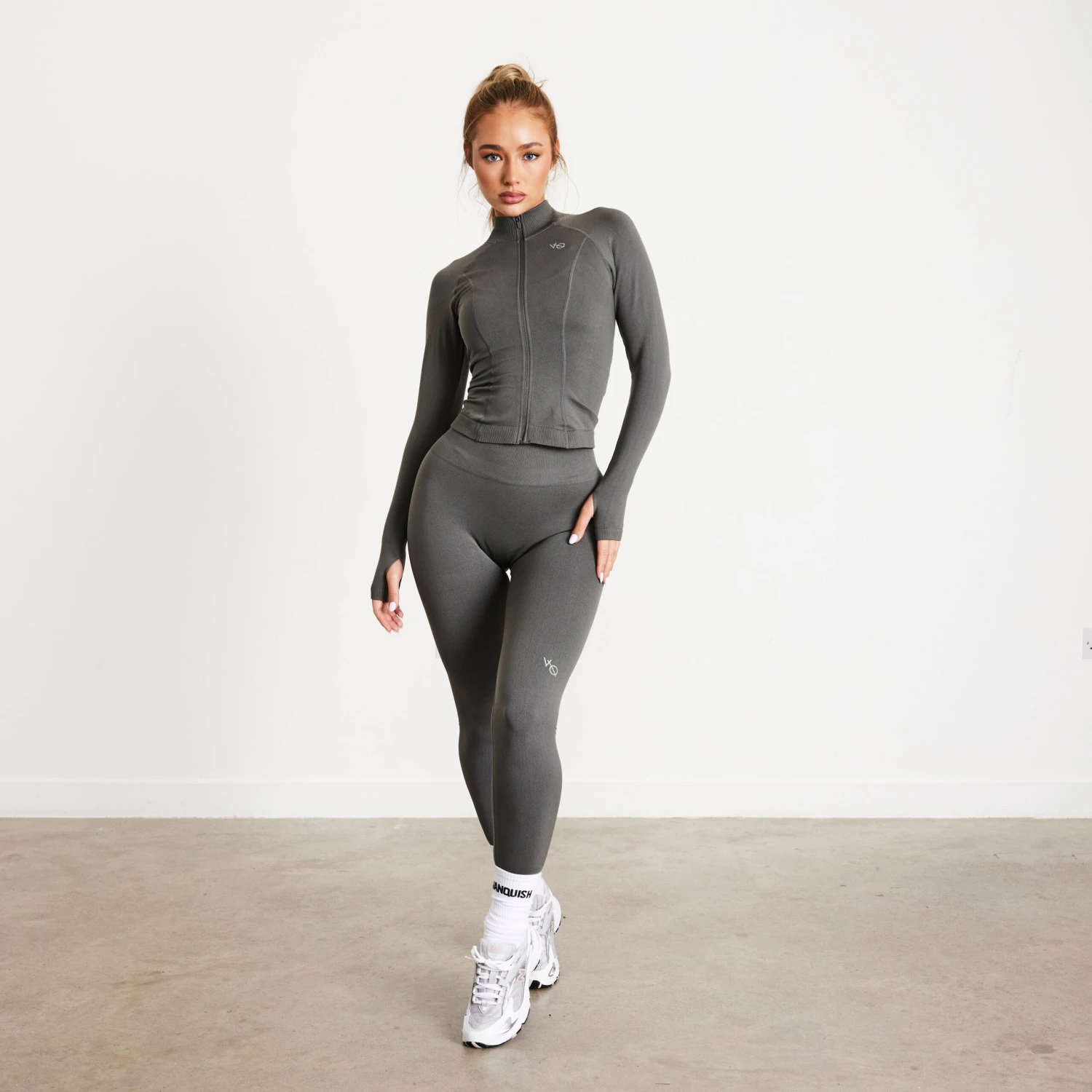 Vanquish Elevate Seamless Dark Olive Zip Front Jacket 6 Vanquish Elevate Seamless Dark Olive Zip Front Jacket - Image 4