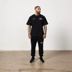 Vanquish TSP Black Global Oversized T Shirt -Vanquish Fitness Untitled 1 0000s 0004 TSP16 Ecomm 133