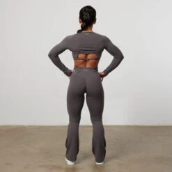 Vanquish Enhance Graphite Grey Long Sleeve Shrug 15 Vanquish Enhance Graphite Grey Long Sleeve Shrug -Vanquish Fitness VQFit E commerceFeb24100254