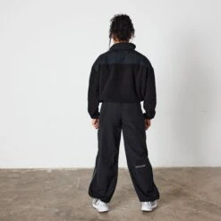 Vanquish Black Tech Polar Fleece 10 Vanquish Black Tech Polar Fleece -Vanquish Fitness VQ BlackFriday23 6366