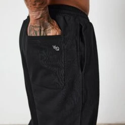 Vanquish Essential Black Oversized Sweatpants 10 Vanquish Essential Black Oversized Sweatpants -Vanquish Fitness VQ BlackFriday23 6926