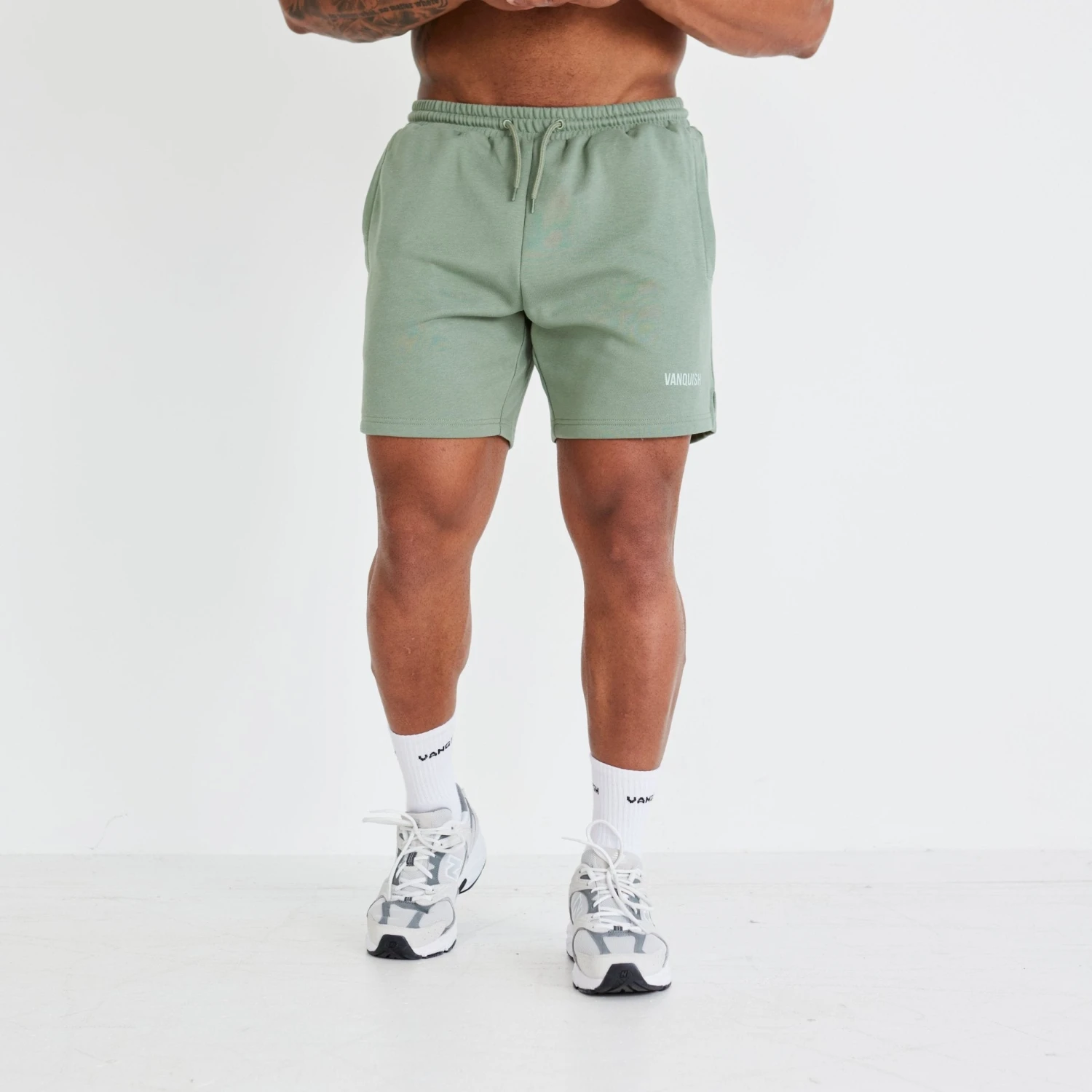 Vanquish Essential Green Regular Fit Shorts 3 Vanquish Essential Green Regular Fit Shorts