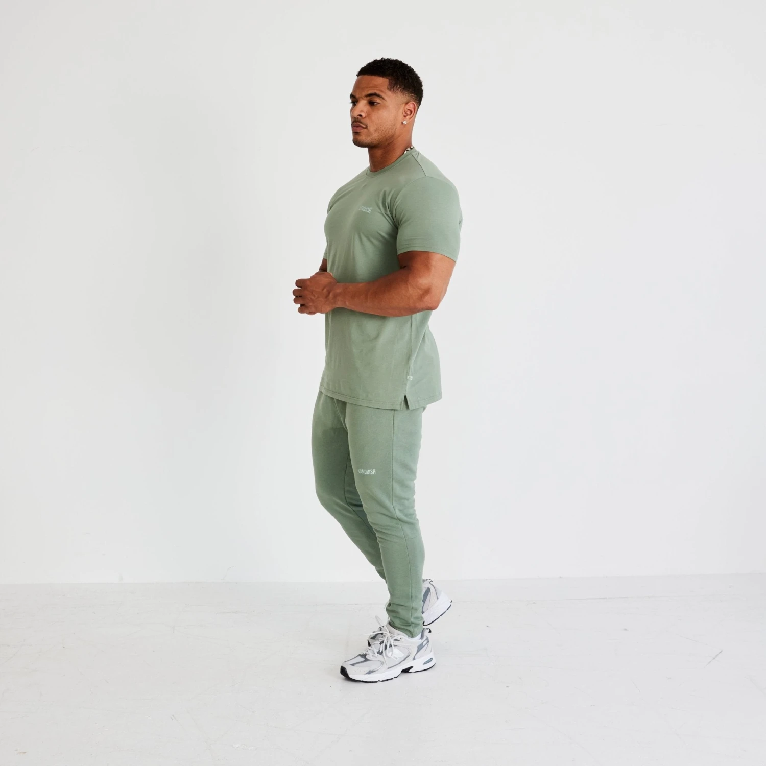 Vanquish Essential Green Slim Fit Short Sleeve T Shirt 7 Vanquish Essential Green Slim Fit Short Sleeve T Shirt - Image 5