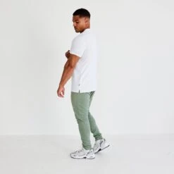 Vanquish Essential White Slim Fit Short Sleeve T Shirt 18 Vanquish Essential White Slim Fit Short Sleeve T Shirt -Vanquish Fitness vanquish essential white slim fit short sleeve t shirt 740344