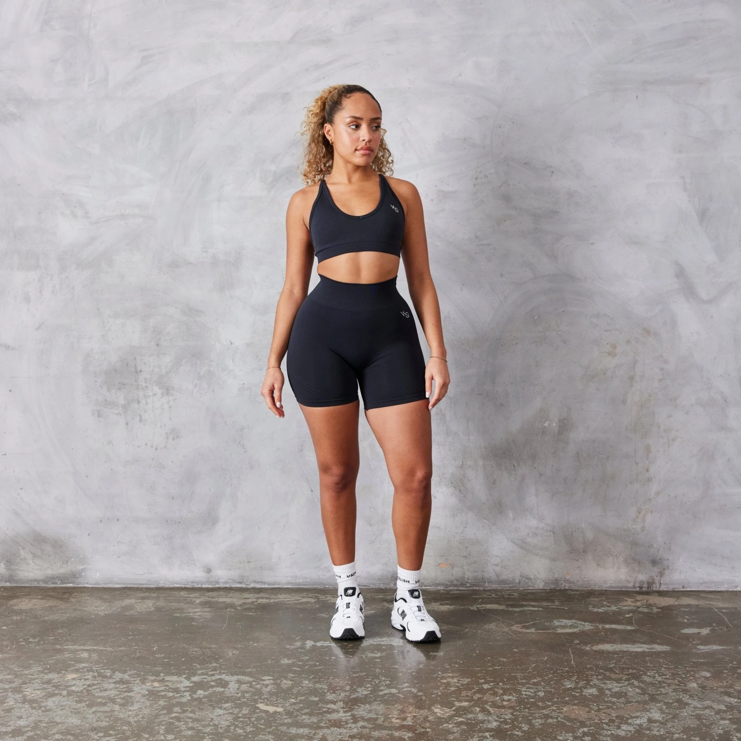 Vanquish Neutral V2 Seamless Black Bra 7 Vanquish Neutral V2 Seamless Black Bra - Image 5